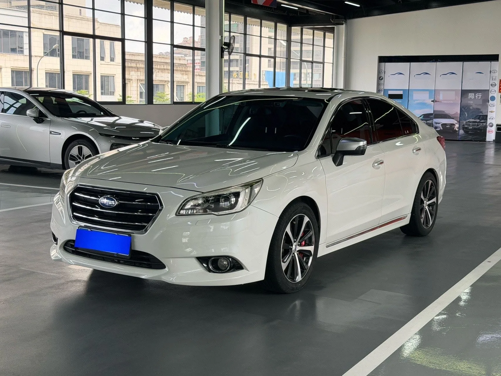 2017 Subaru Legacy 2.5i AWD Glory Edition with EyeSight