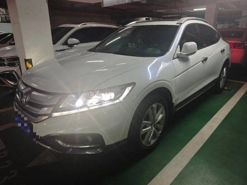 Geely Emgrand 2014 Model Year 2.4L Luxury Navigation Edition
