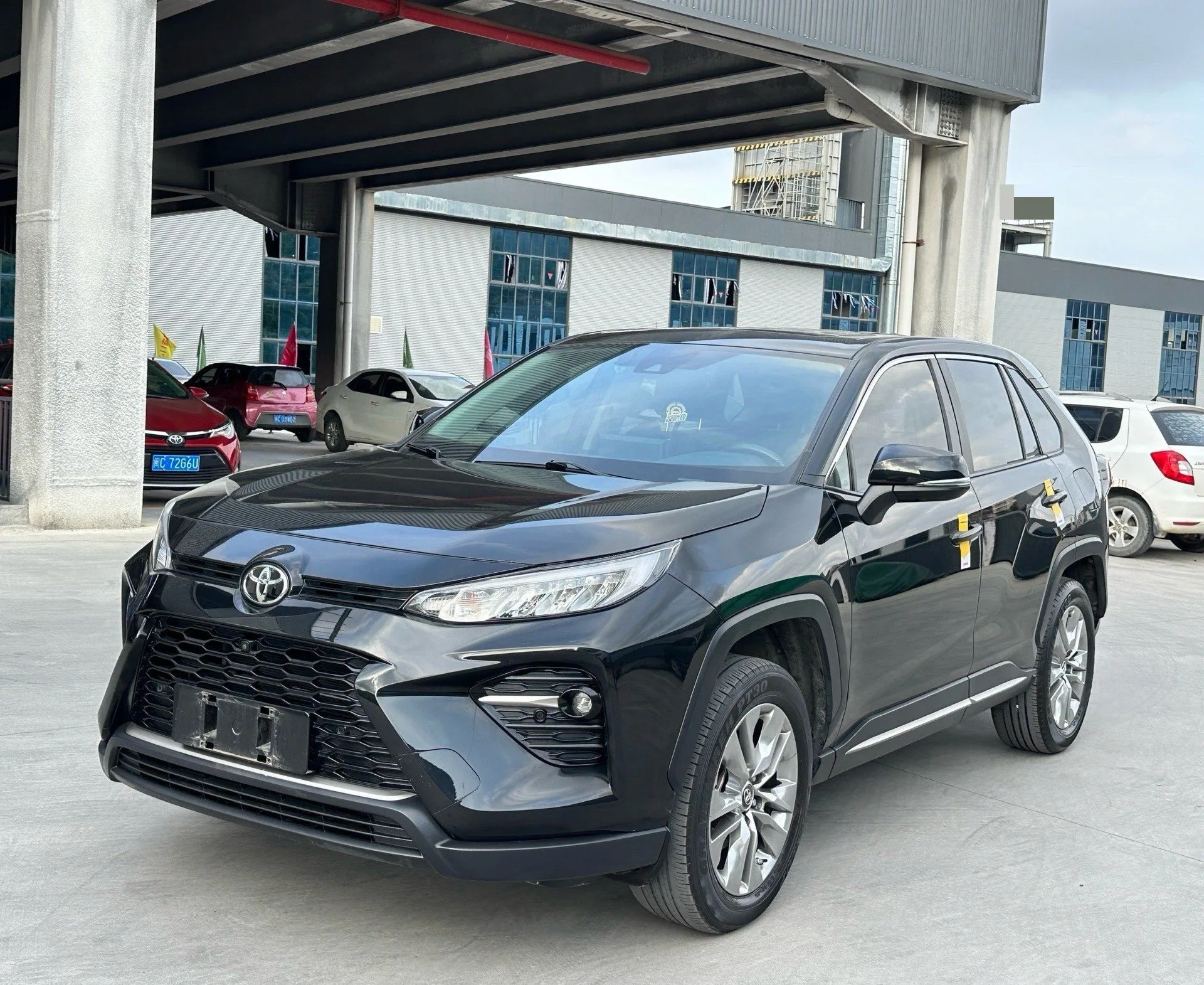 2022 Toyota RAV4 2.0L CVT 4WD Luxury Edition