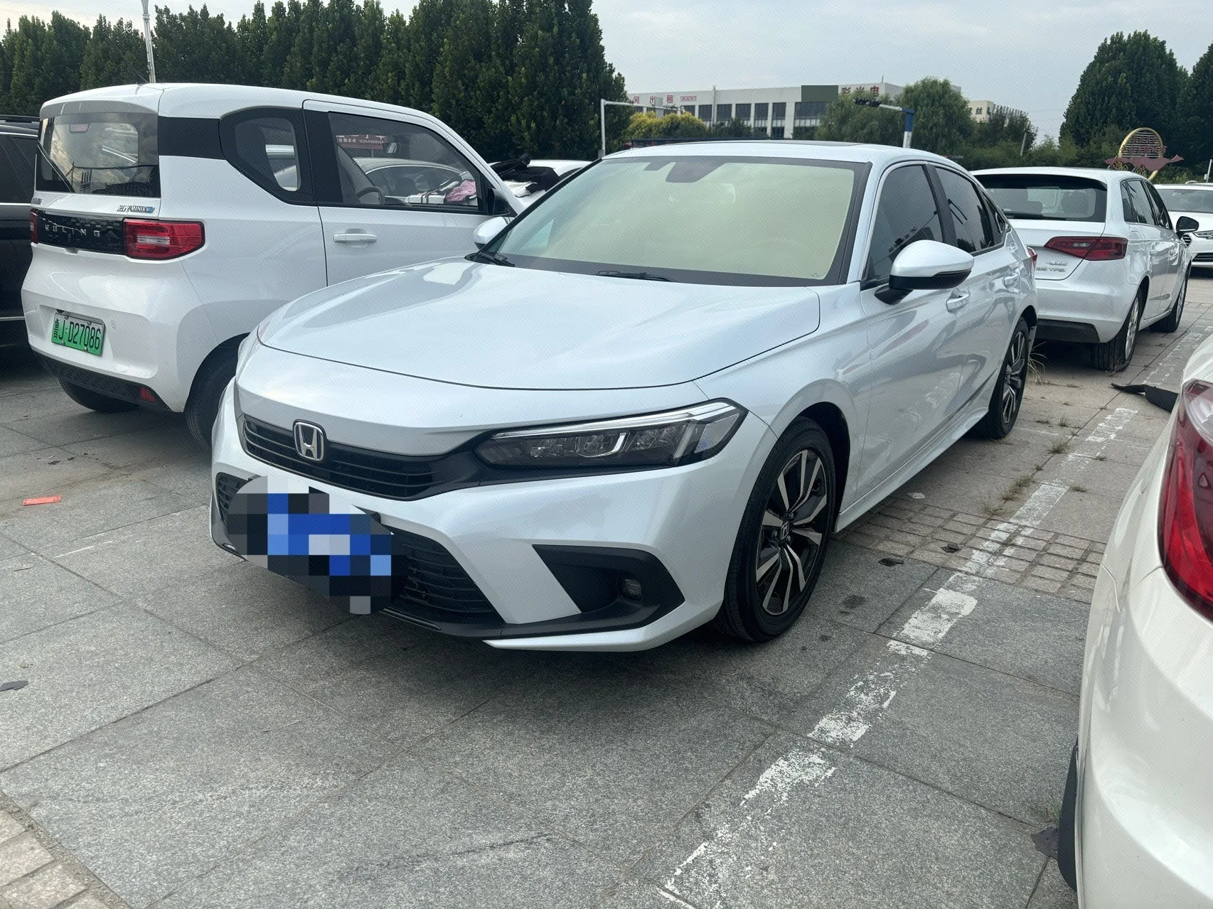 2023 Civic 2.0L e:HEV Pioneer Edition