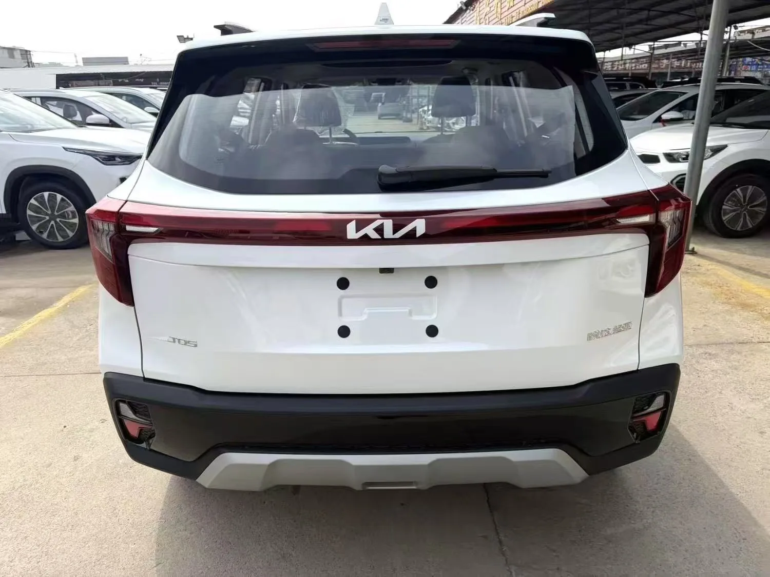 Kia 2026 Satus 1.5 CVT Luxury Comfort Edition, Automatic Transmission