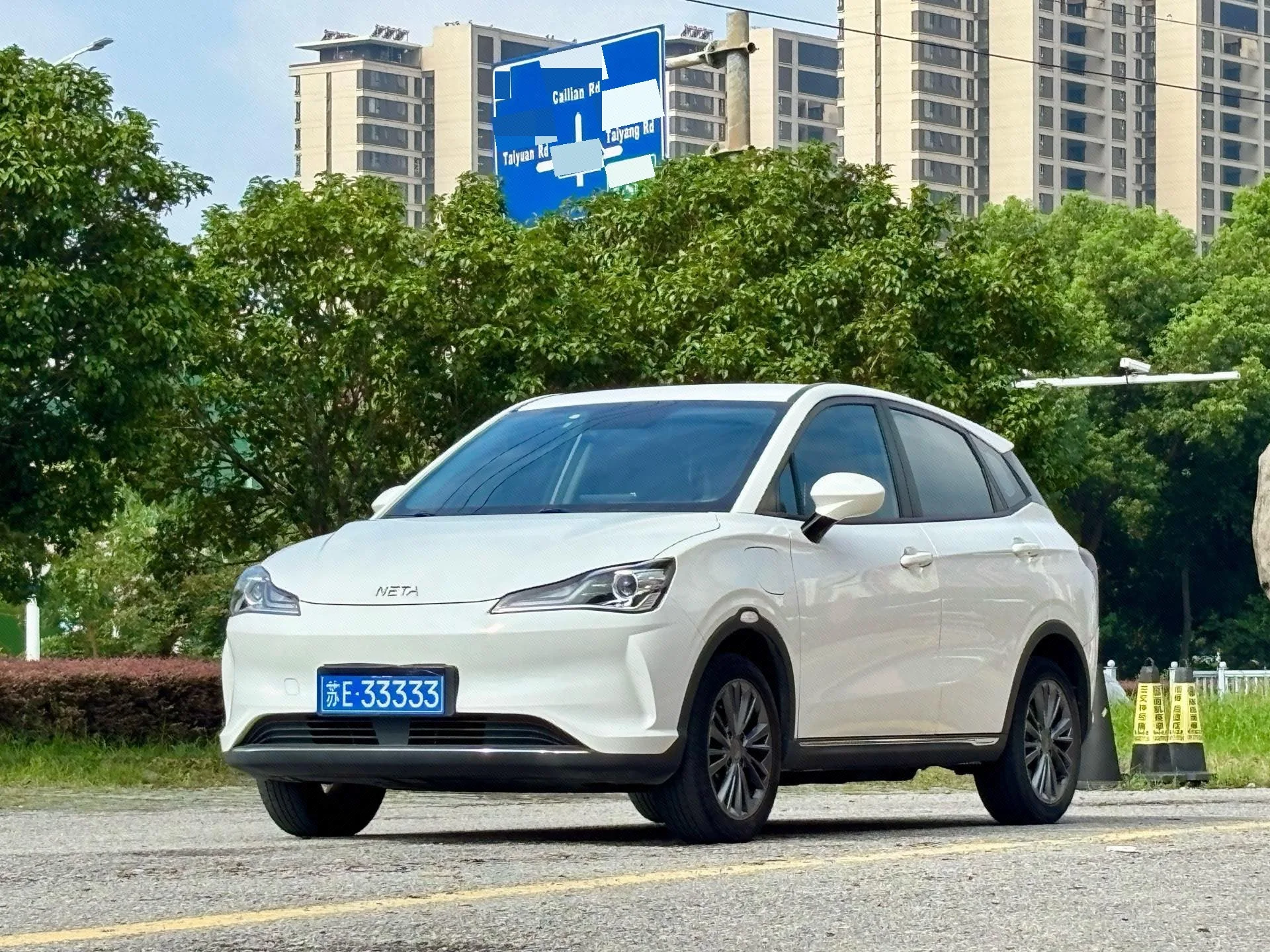 Nezha V 2022 Trendy 400 Lite
