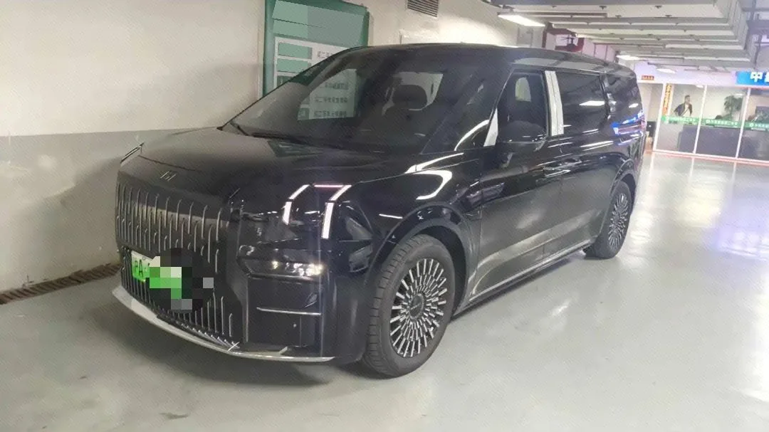 Jike 009 2024 Model Six-Seat Executive Edition AWD 140kWh