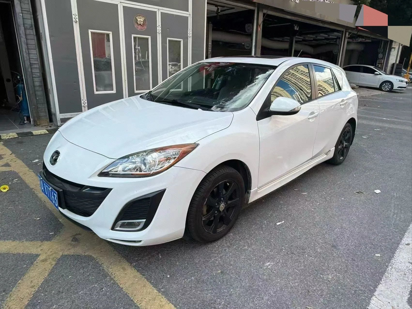 2012 Mazda3 Star, Hatchback, 2.0L, Automatic, Luxury Trim