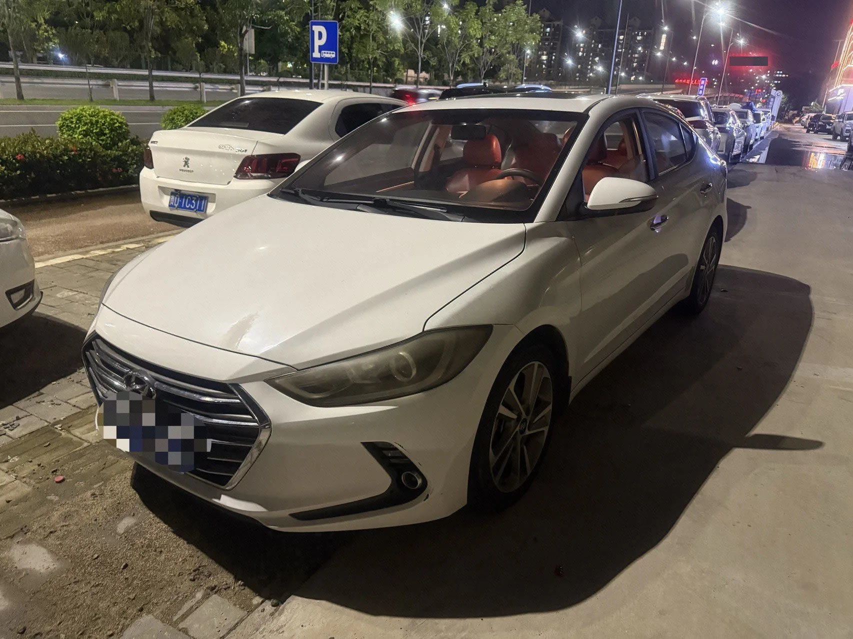 Hyundai Elantra 2016 1.6L Automatic Smart Elite Edition