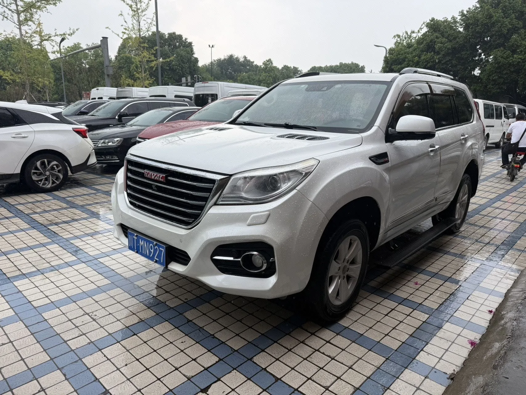 Haval H9 2017 2.0T Gasoline 4WD Luxury 7-Seater