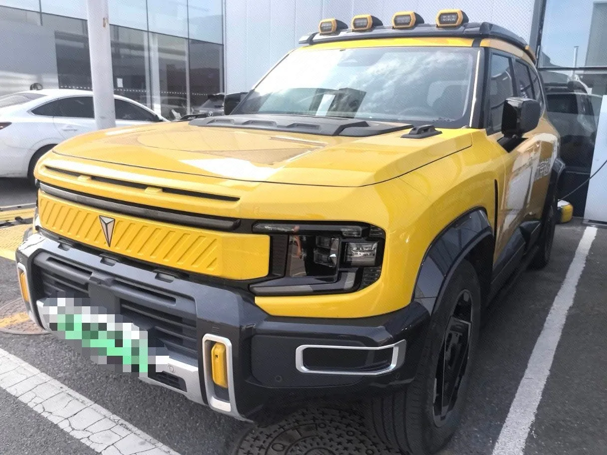 Changan Deep Blue 2025 G318 Worry-Free Crossing Edition 4WD Secret Realm Edition Automatic Transmission