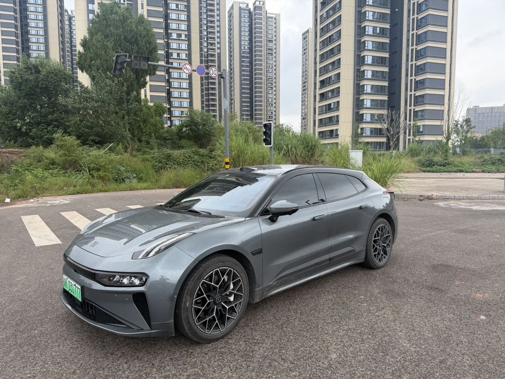 Extreme Krypton 001 2024 WE Edition 100kWh Rear-Wheel Drive