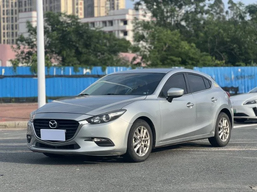 2017 Mazda3 Axela Hatchback 1.5L Automatic Comfort Edition, China V Emission Standard