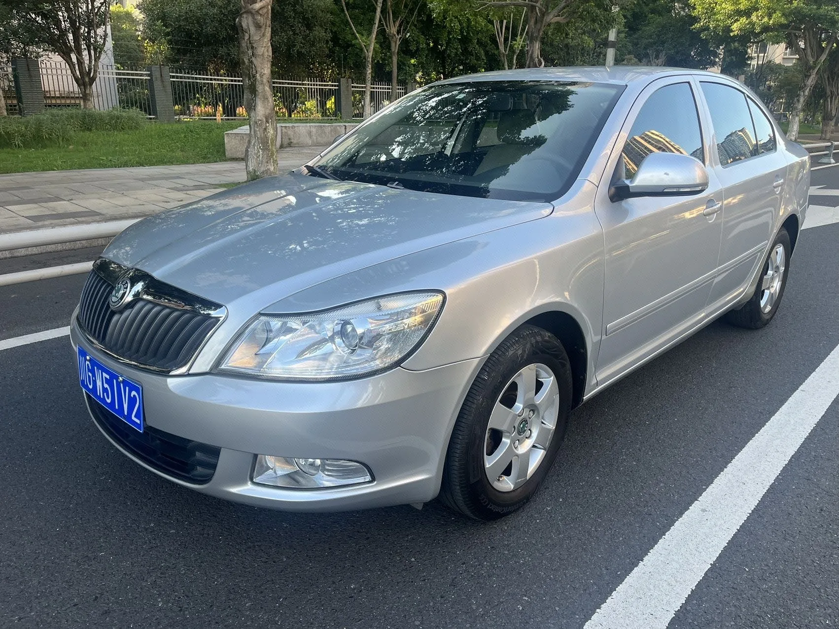 Octavia 2013 1.6L Automatic Elegance Edition