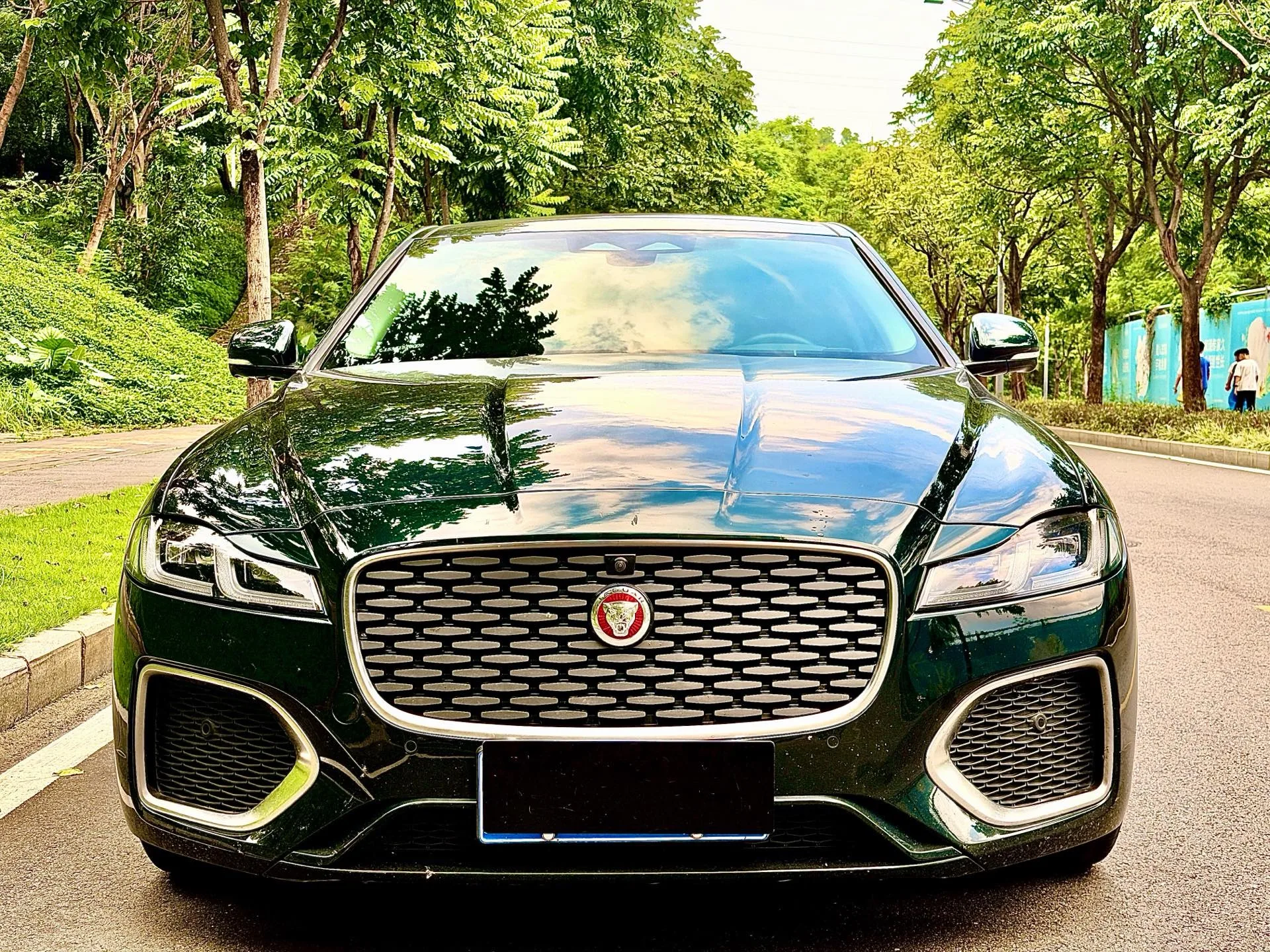 2024 Jaguar XFL 2.0T P250 Front-Wheel Drive Premium Luxury Edition