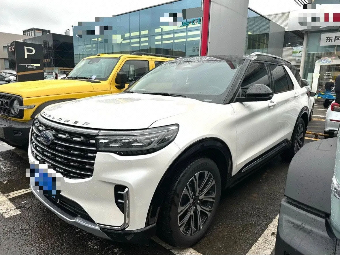 2024 Ford Explorer 2.3L EcoBoost AWD Titanium 6-Seater Automatic