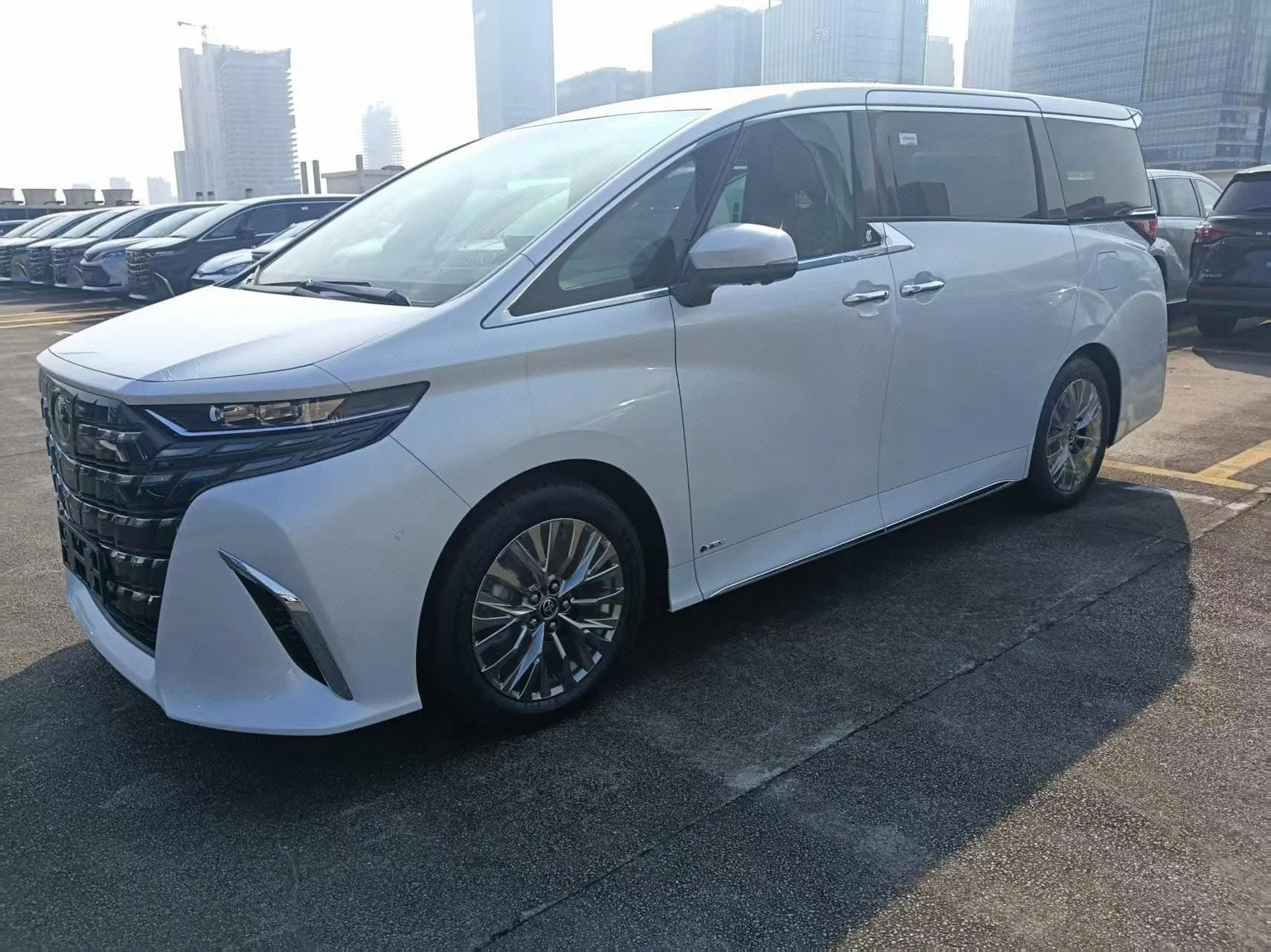 Toyota Alphard (Imported) 2025 Alphard 2.5 CVT Gold Edition Automatic