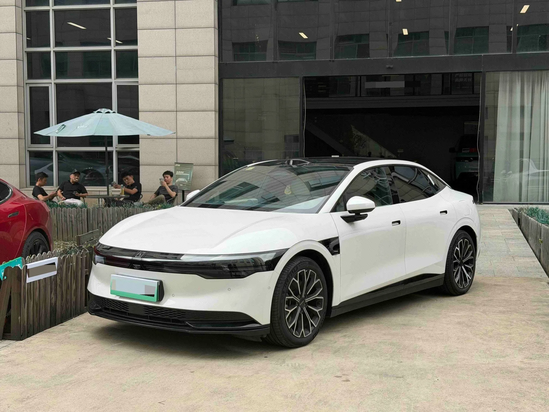 Jike 007 2024 Rear-Wheel Drive Intelligent Driving Edition 75kWh