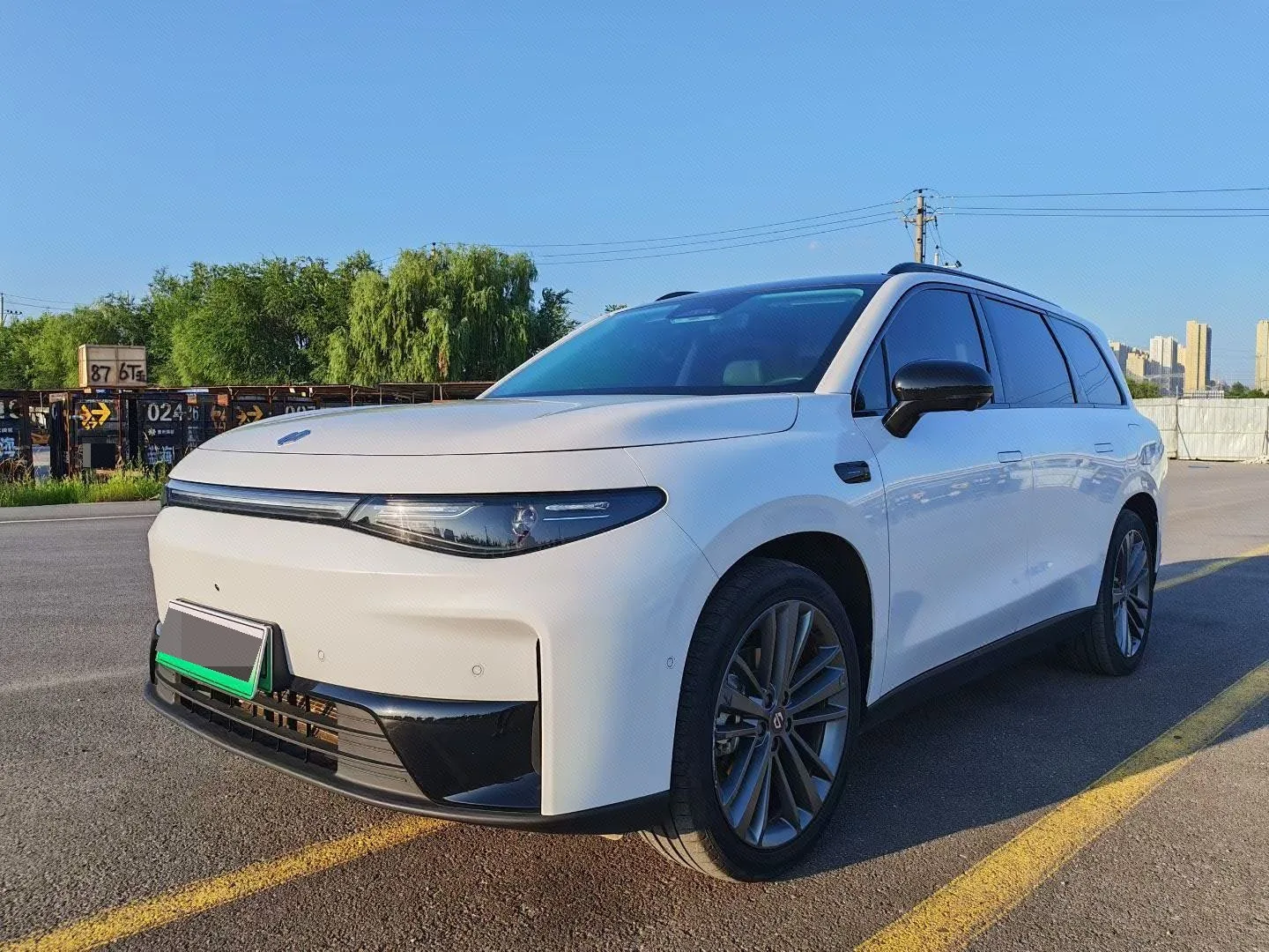 Leapmotor C16 2024 Model Year, All-Electric, 520 Premium Edition