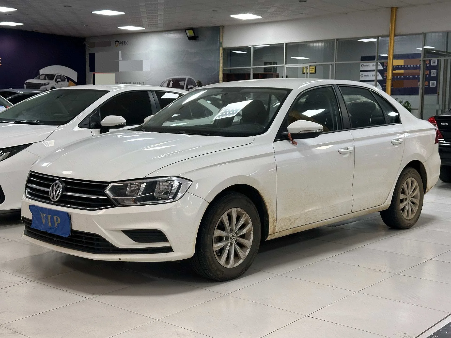 Bora 2016 Model Year 1.6L Automatic Fashion Edition