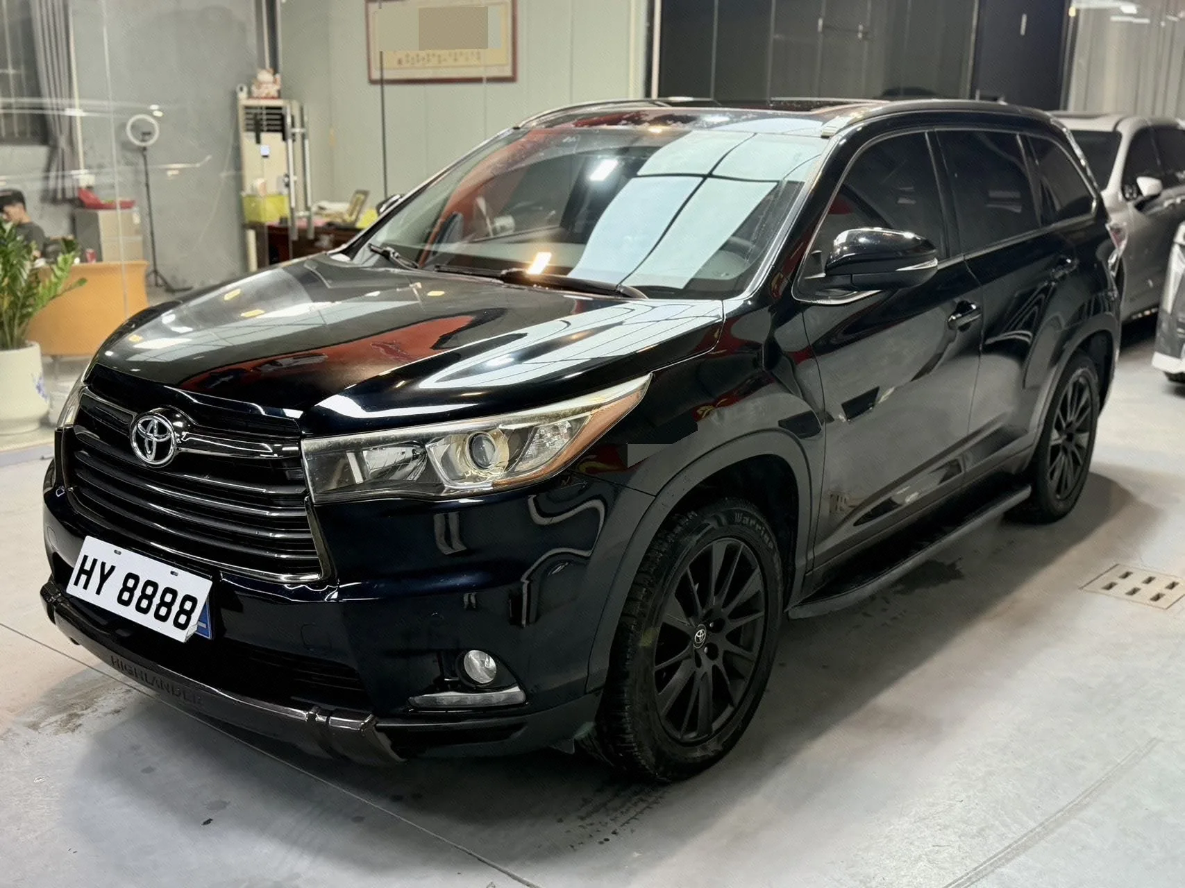 2017 Highlander 2.0T AWD "Gloss Black" Limited Edition