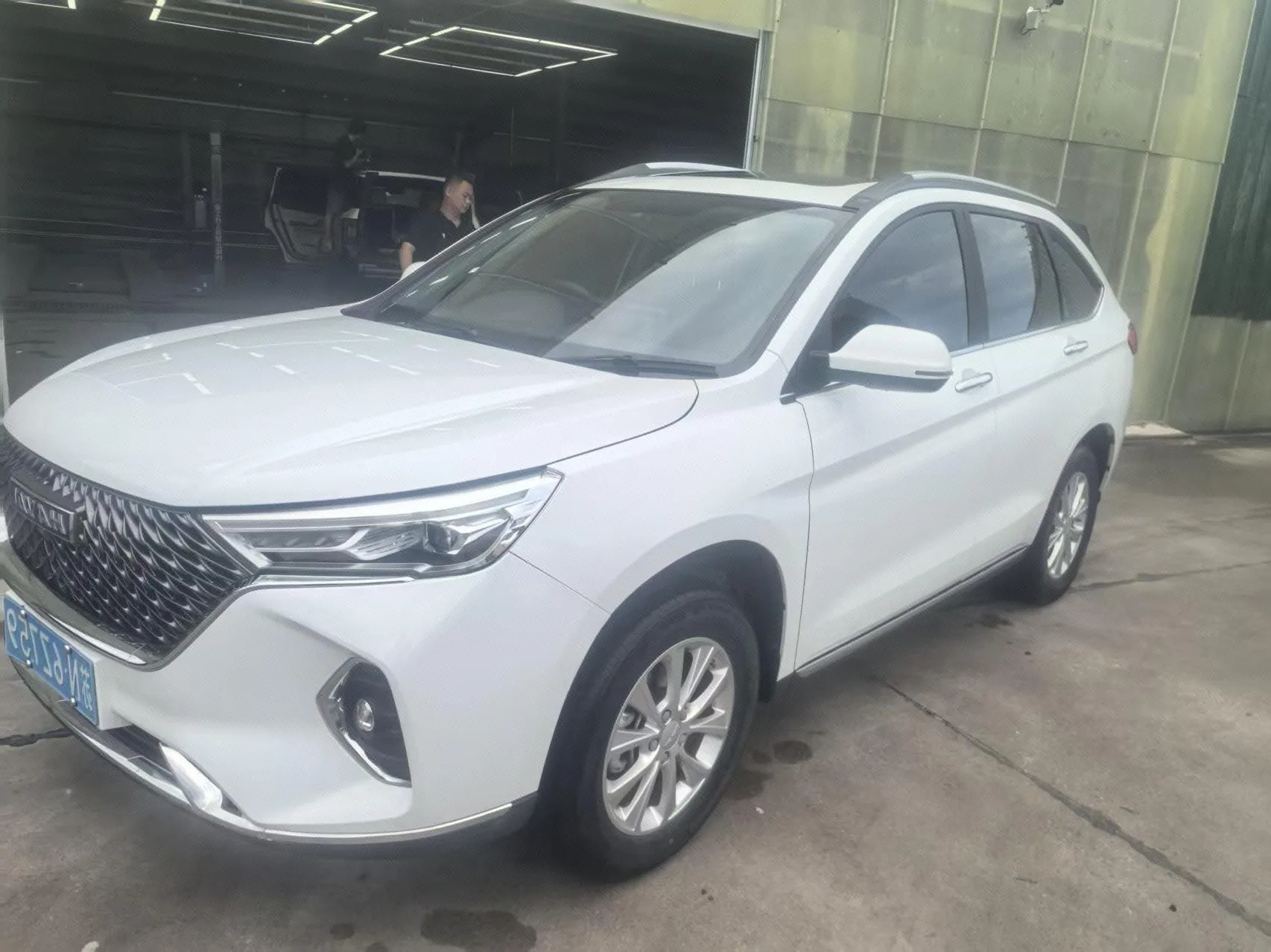 Haval M6 2021 PLUS 1.5T DCT Luxury Intelligent Connectivity Edition