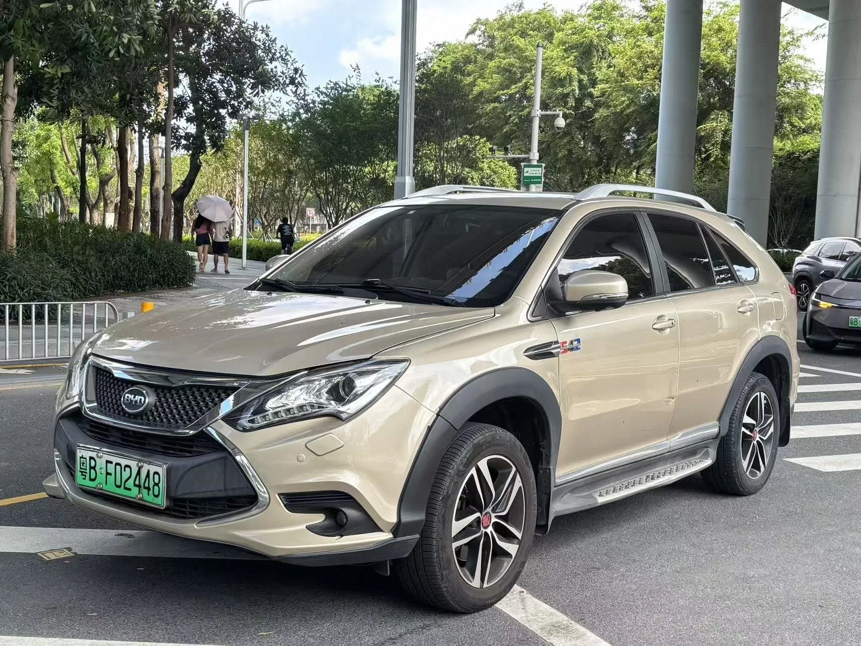 Tang New Energy 2015 2.0T AWD Flagship