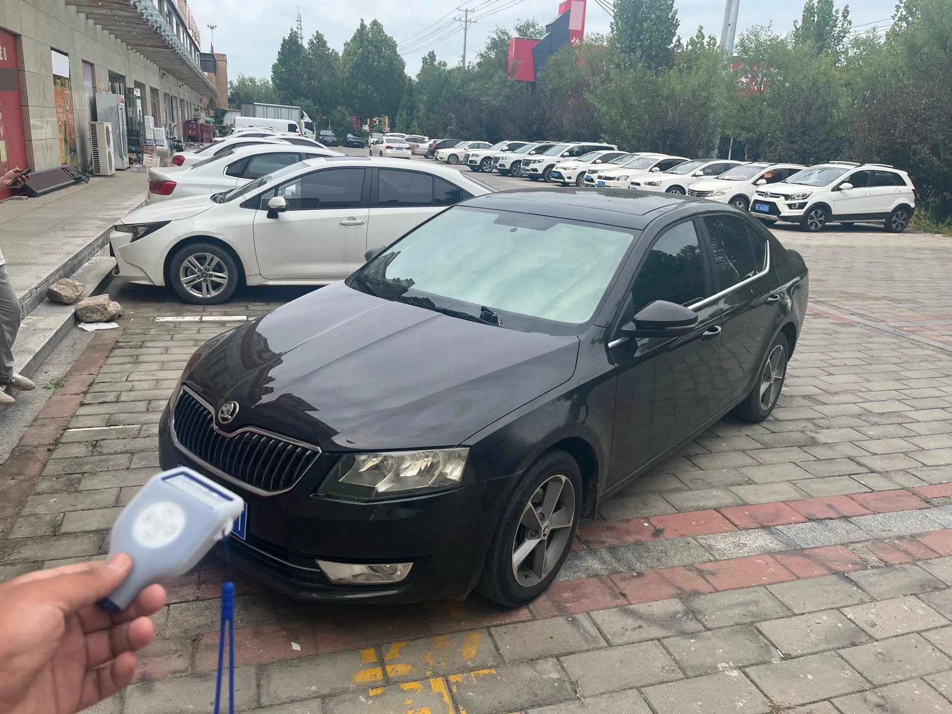 Octavia 2015 1.6L Automatic Elegance Edition