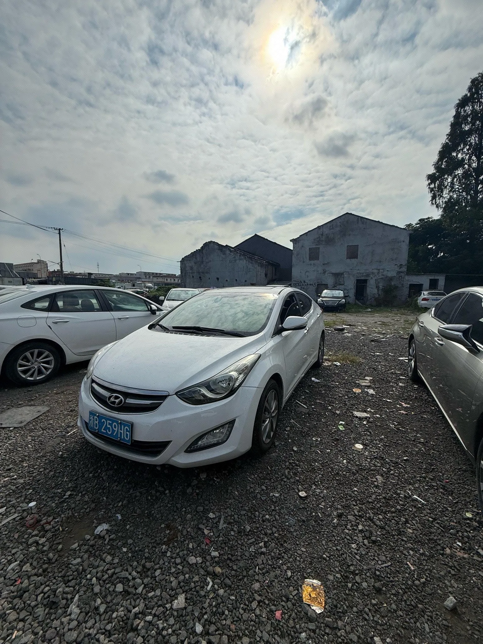 Hyundai Elantra 2016 1.6L Automatic Premium Edition
