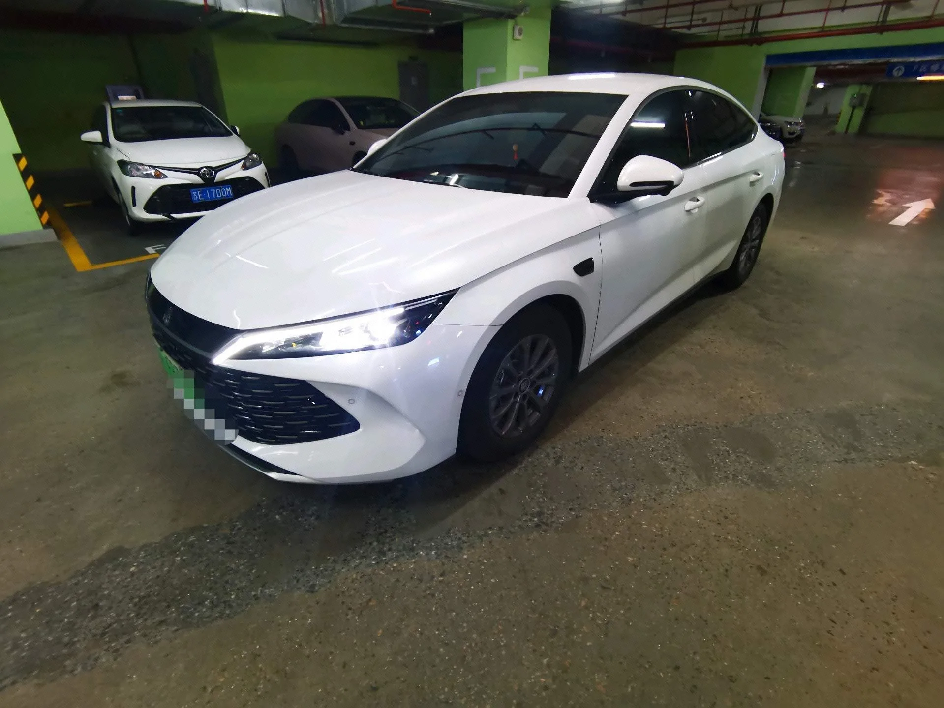 BYD 2025 Qin L DM-i 1.5 CVT Intelligent Driving Edition 80KM Leading Model Automatic