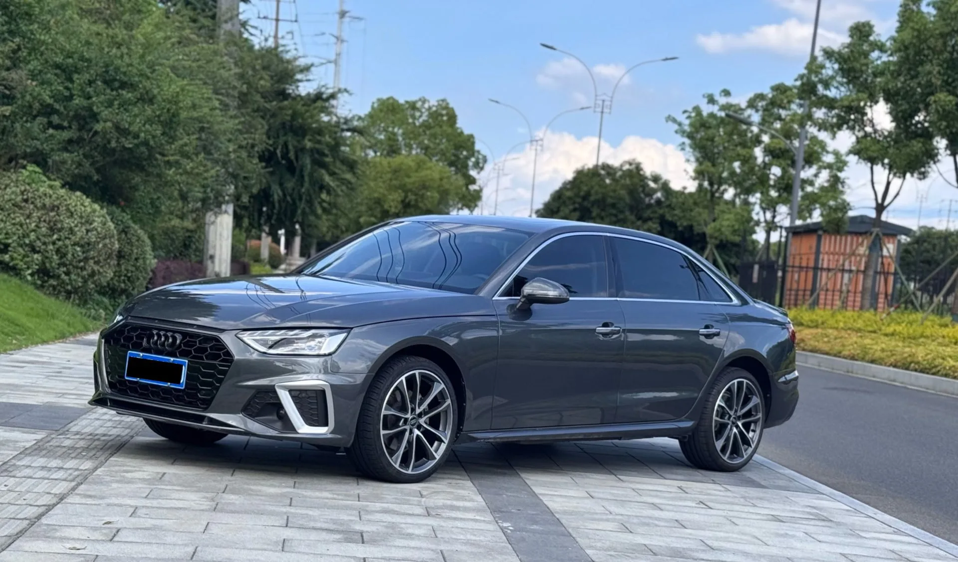 Audi A4L 2022 40 TFSI Fashion Dynamic Edition
