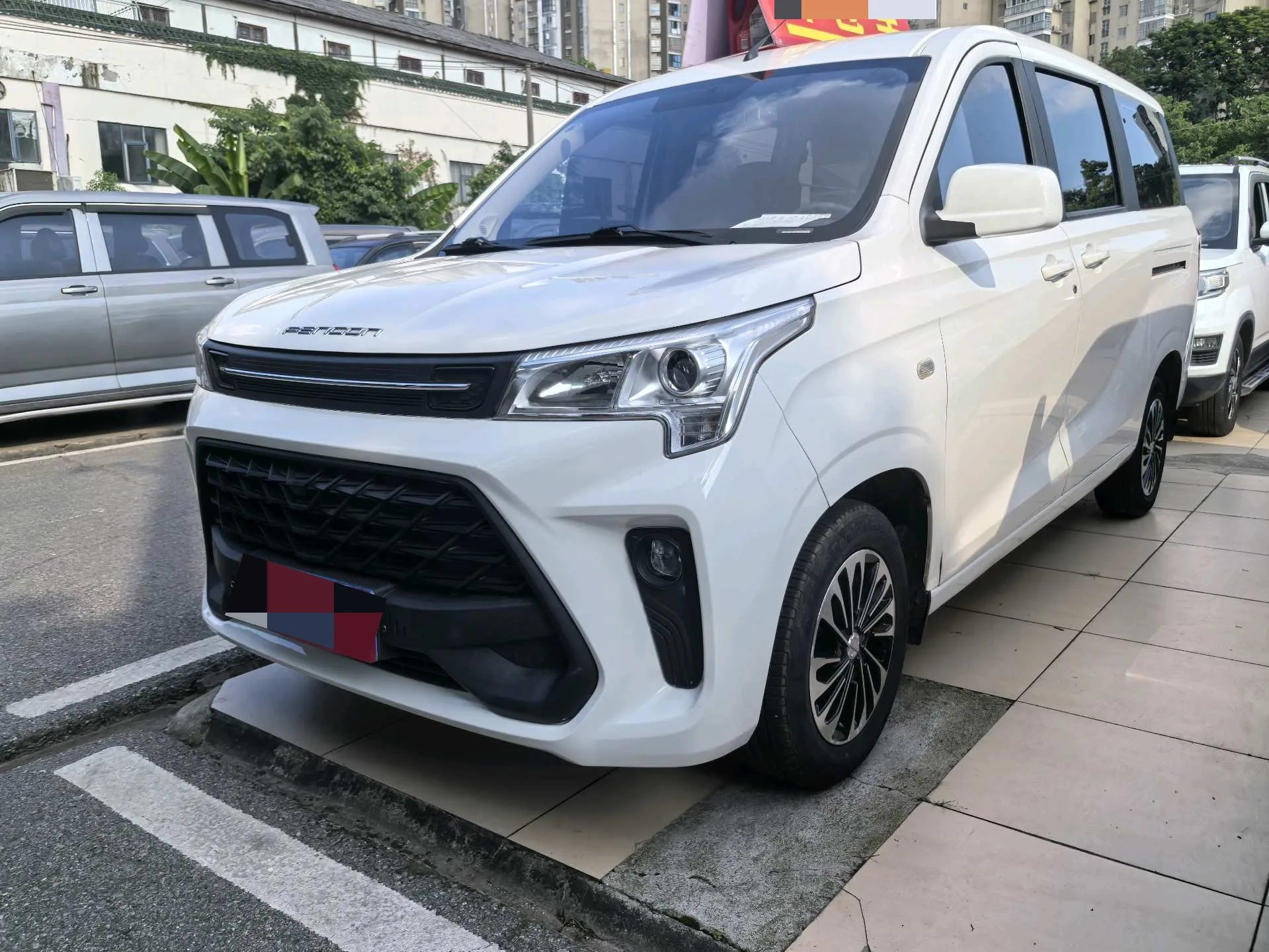 Fengguang 2022 Model Fengguang 380 1.5 Comfort Edition Passenger Van (Leaf Springs) 5-Seater Manual Transmission