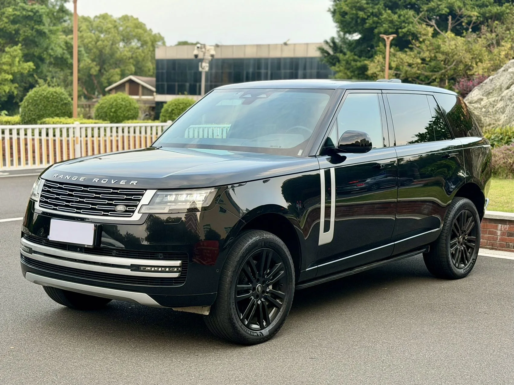 2024 Range Rover 3.0 L6 400PS Autobiography Long Wheelbase