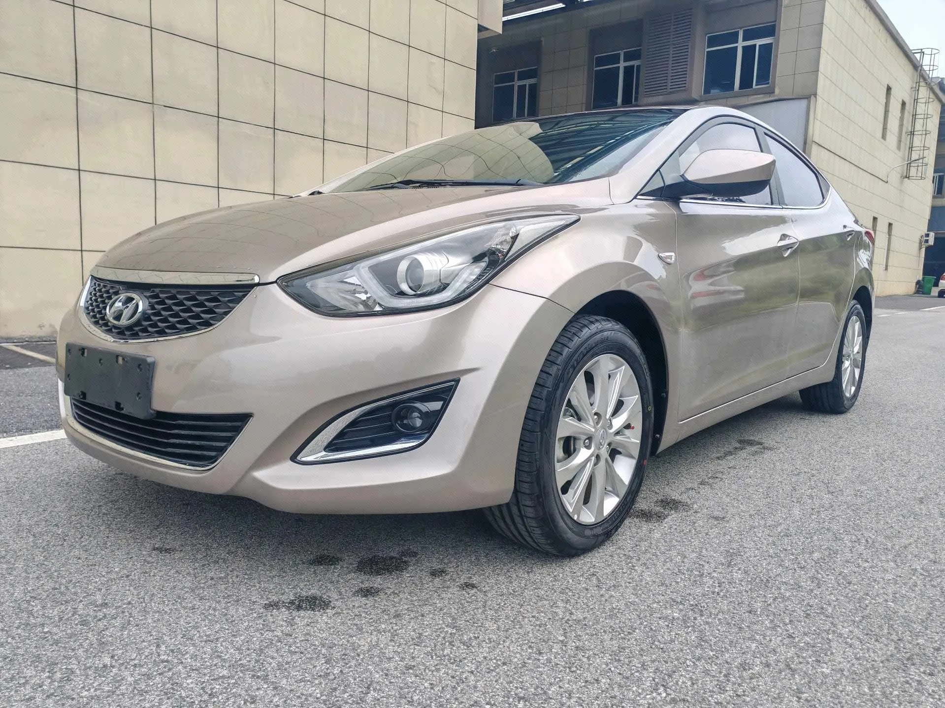 Hyundai Elantra 2016 1.6L Automatic Smart Edition