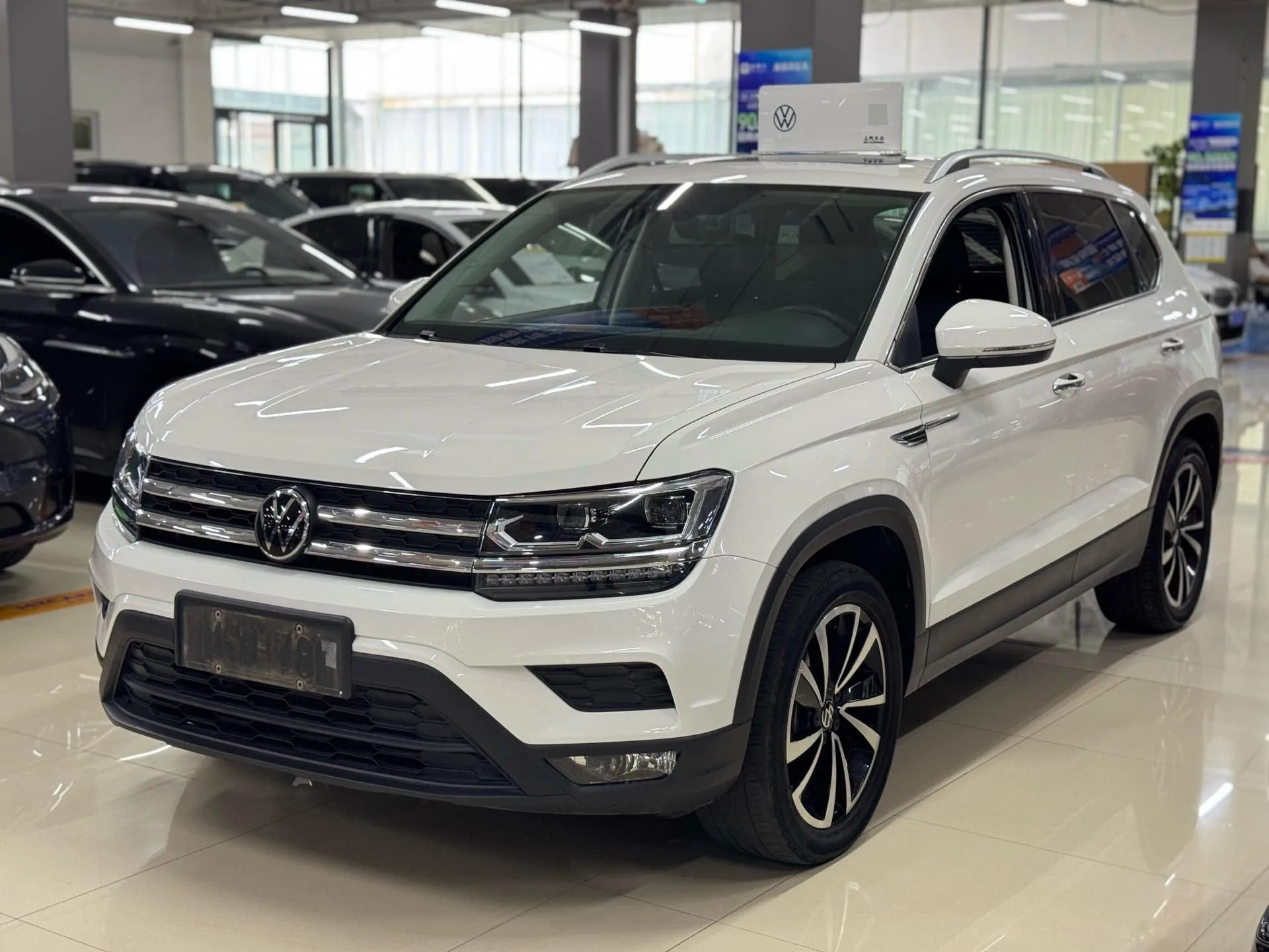 Tharu 2022 280TSI 2WD Luxury Edition