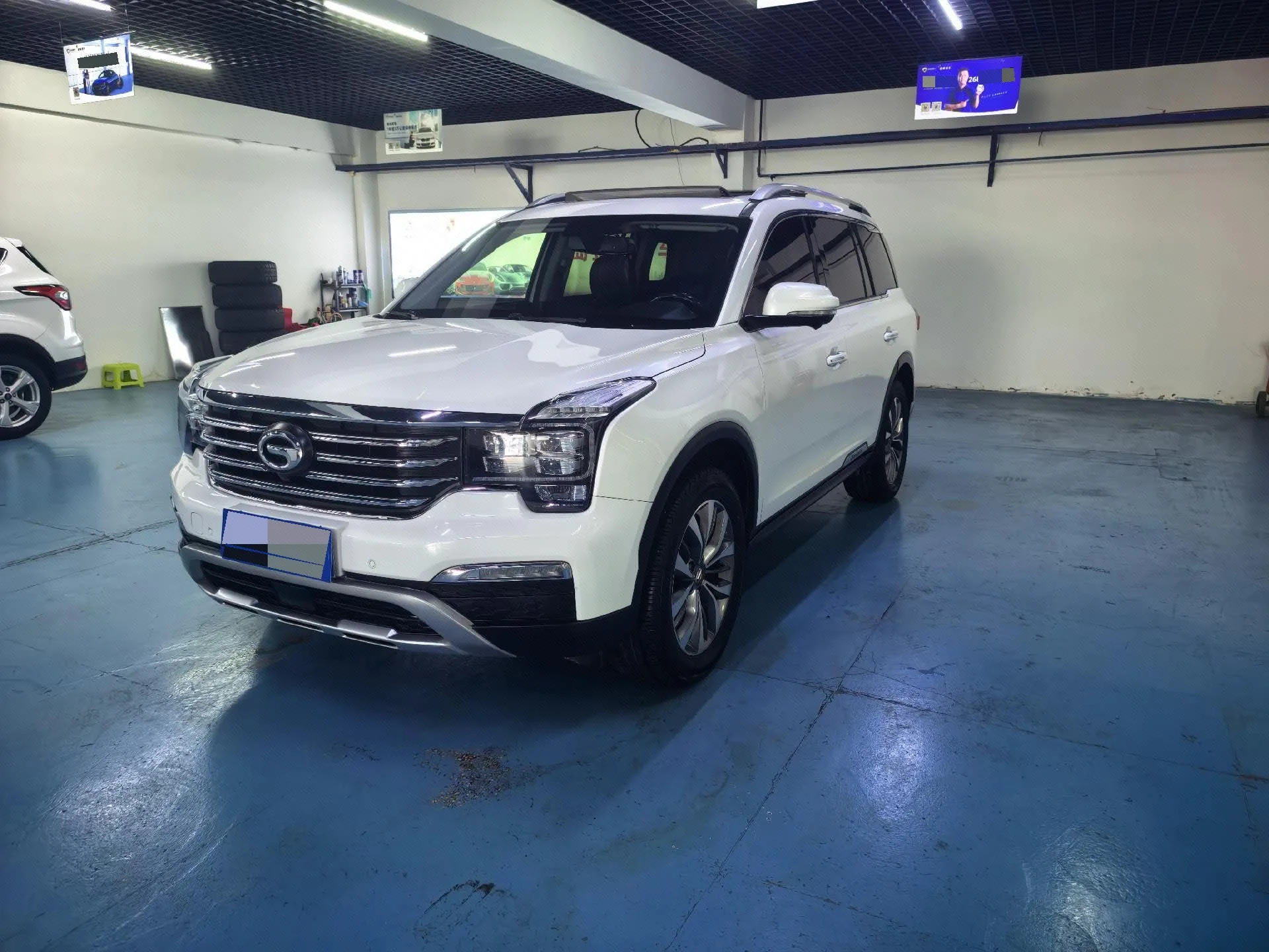 GAC GS8 2017 Model Year 320T Front-Wheel Drive Luxury Smart Connect Edition (7-Seater)
