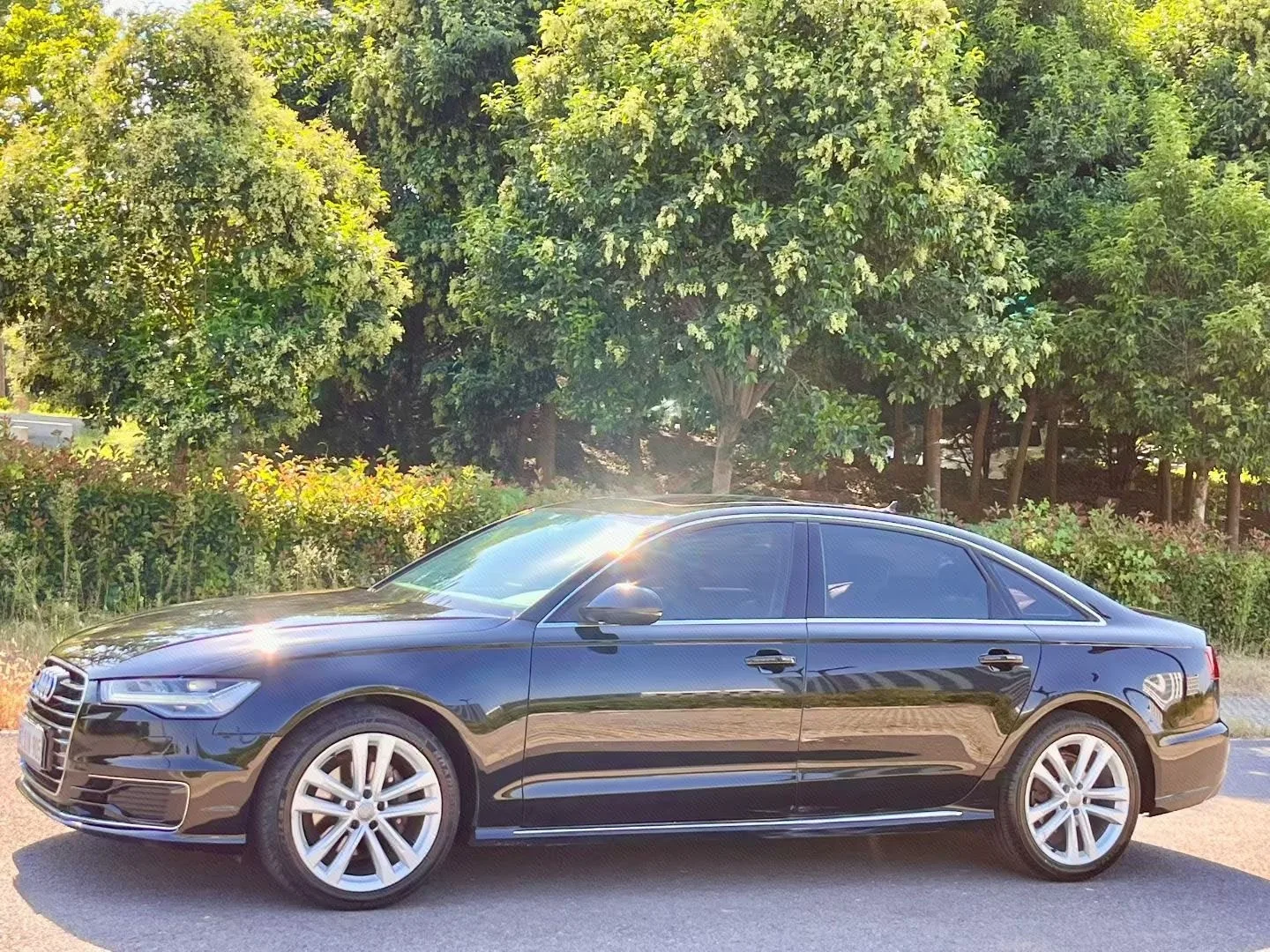 Audi A6L 2018 30th Anniversary Edition TFSI Progressive
