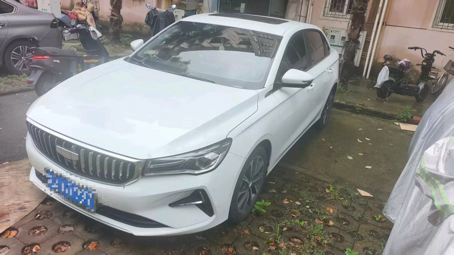 Geely Emgrand 2025 4th Generation 1.5L CVT Premium