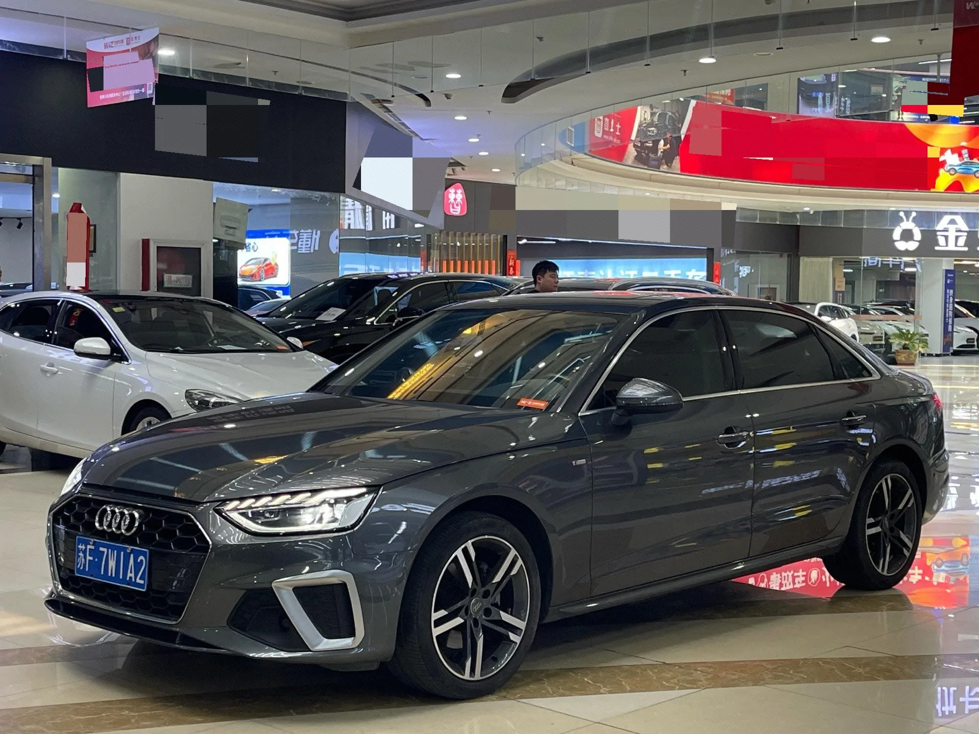 Audi A4L 2020 40 TFSI Luxury Dynamic