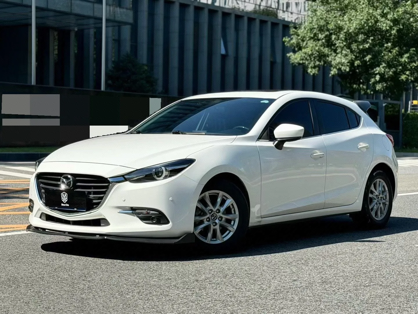 Mazda3 Axela 2017 Hatchback 1.5L Automatic Luxury Model (China V Emission Standard)