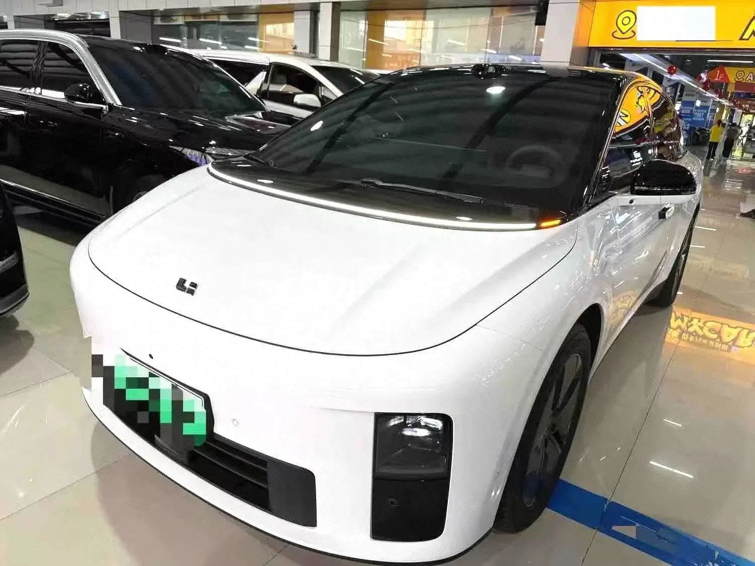 Li Auto i6 2025 Standard Edition