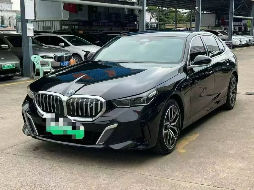 BMW i5 2024 eDrive 35L M Sport Package