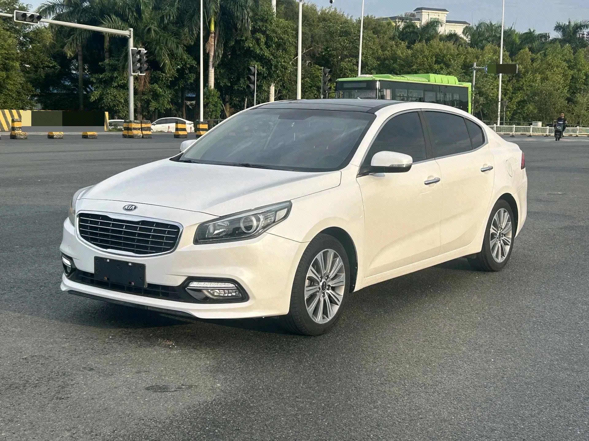Kia K4 2015 1.8L Automatic DLX Special