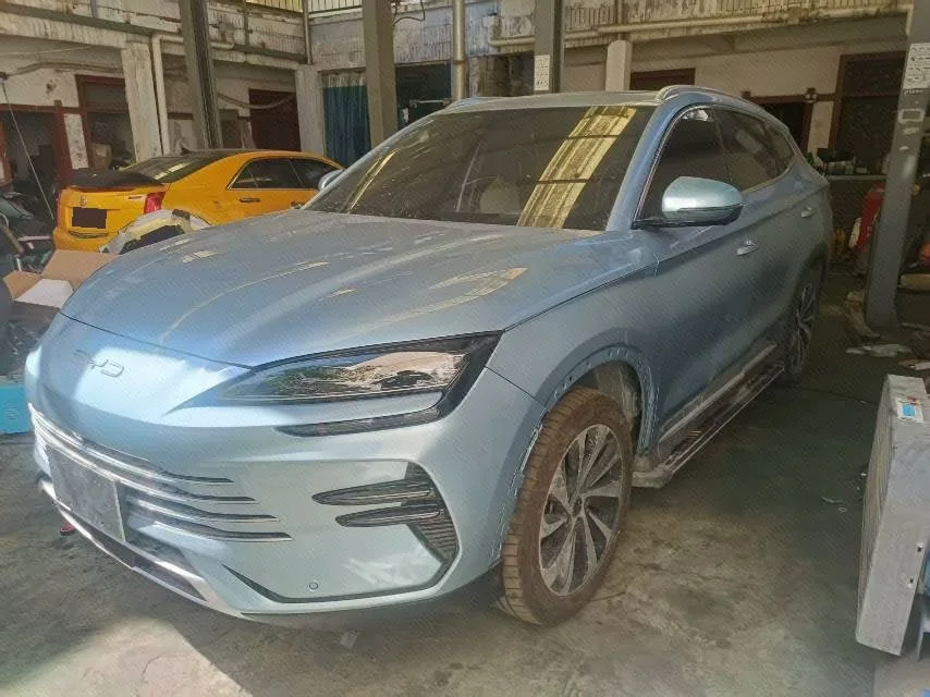 BYD 2023 Song PLUS DM-i 1.5 CVT Champion Edition 110KM Flagship PLUS Automatic