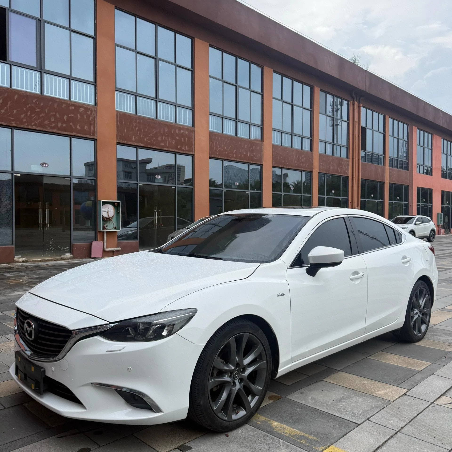 Mazda6 Atenza 2018 2.5L Blue Sky Premium Edition (National V Emission Standard)