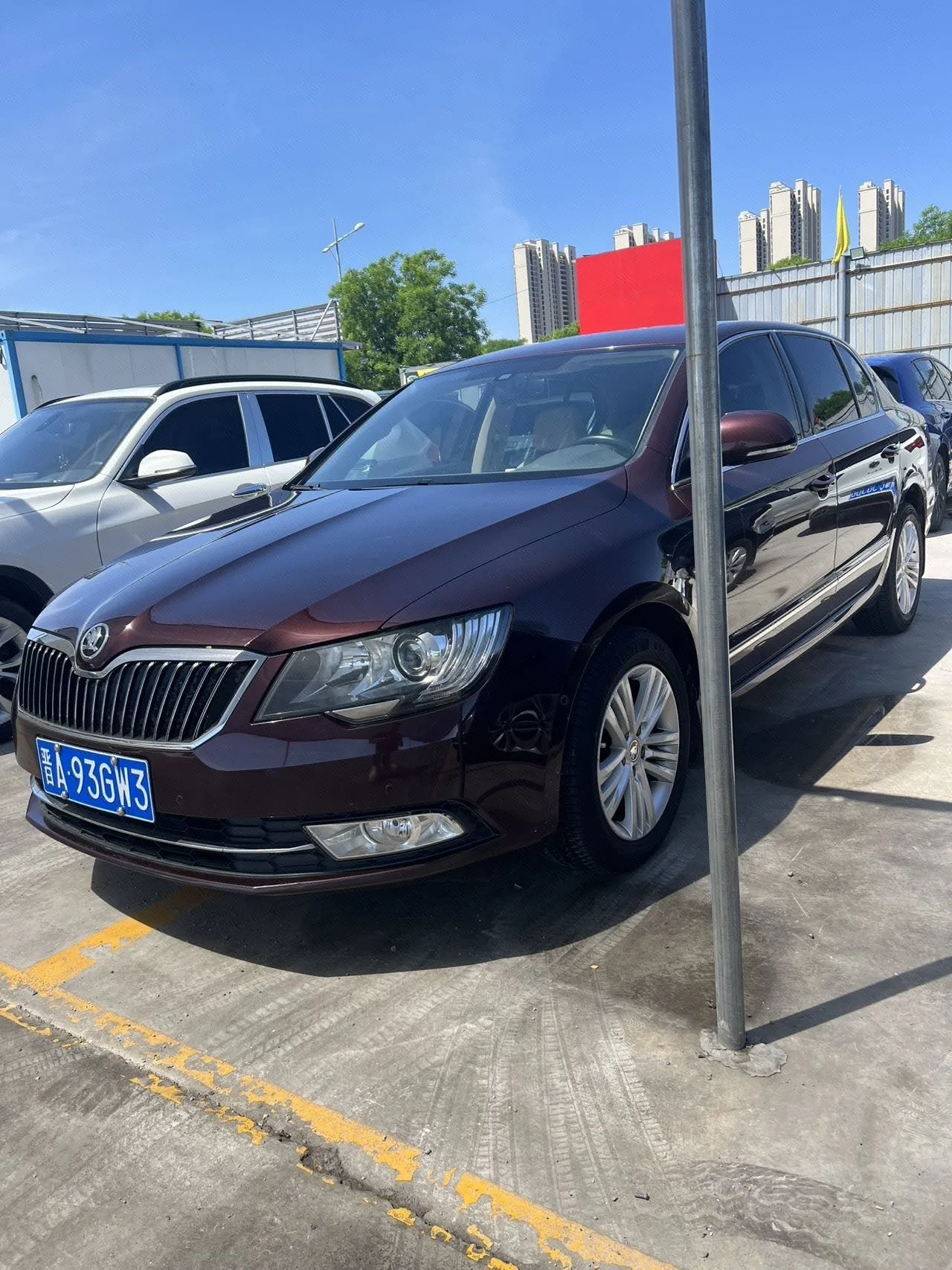 Superb 2013 1.8TSI Automatic Elegant Edition