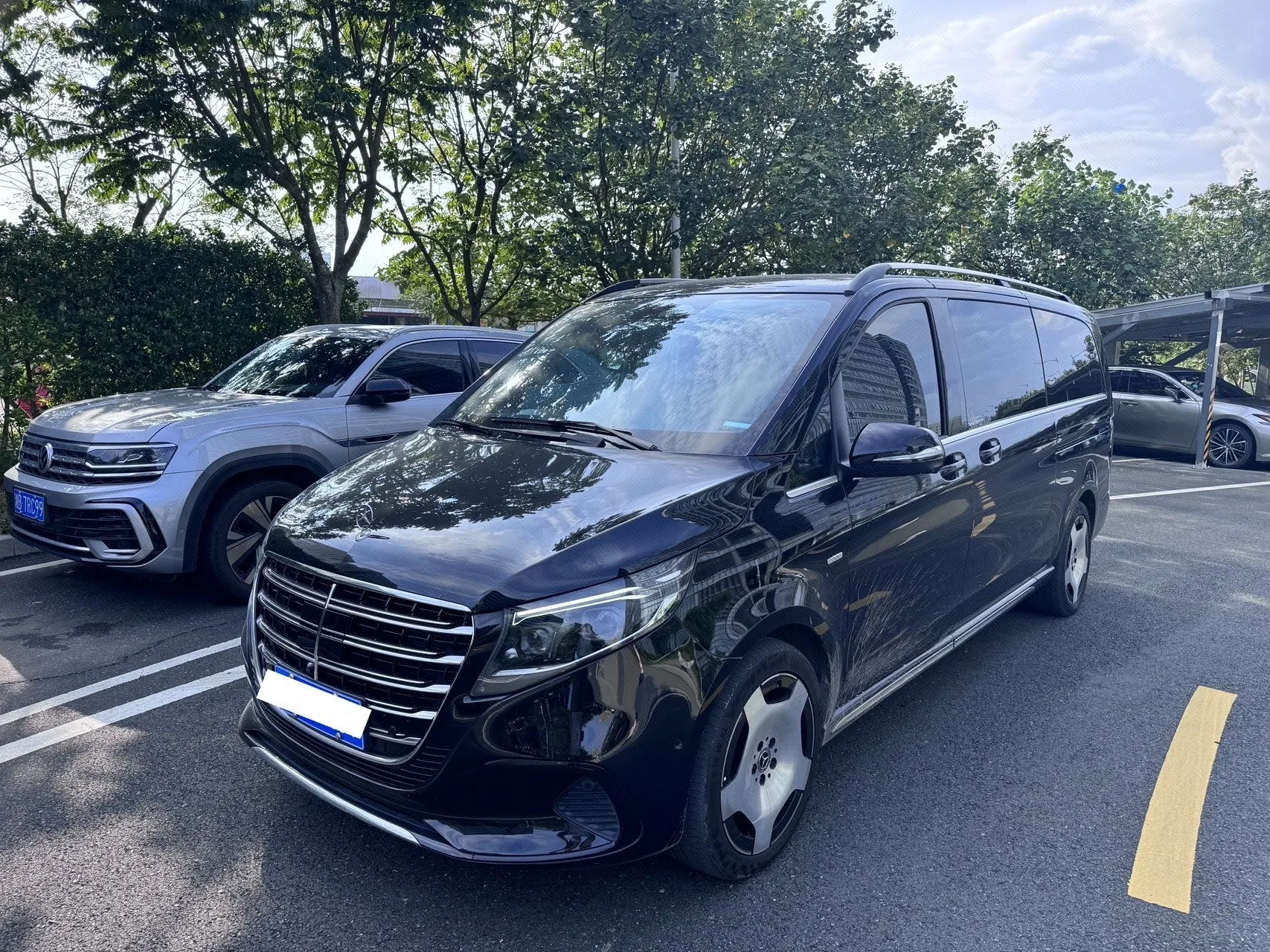 Mercedes-Benz V-Class 2024 V 300 L 48V 2.0T Luxury Edition Automatic