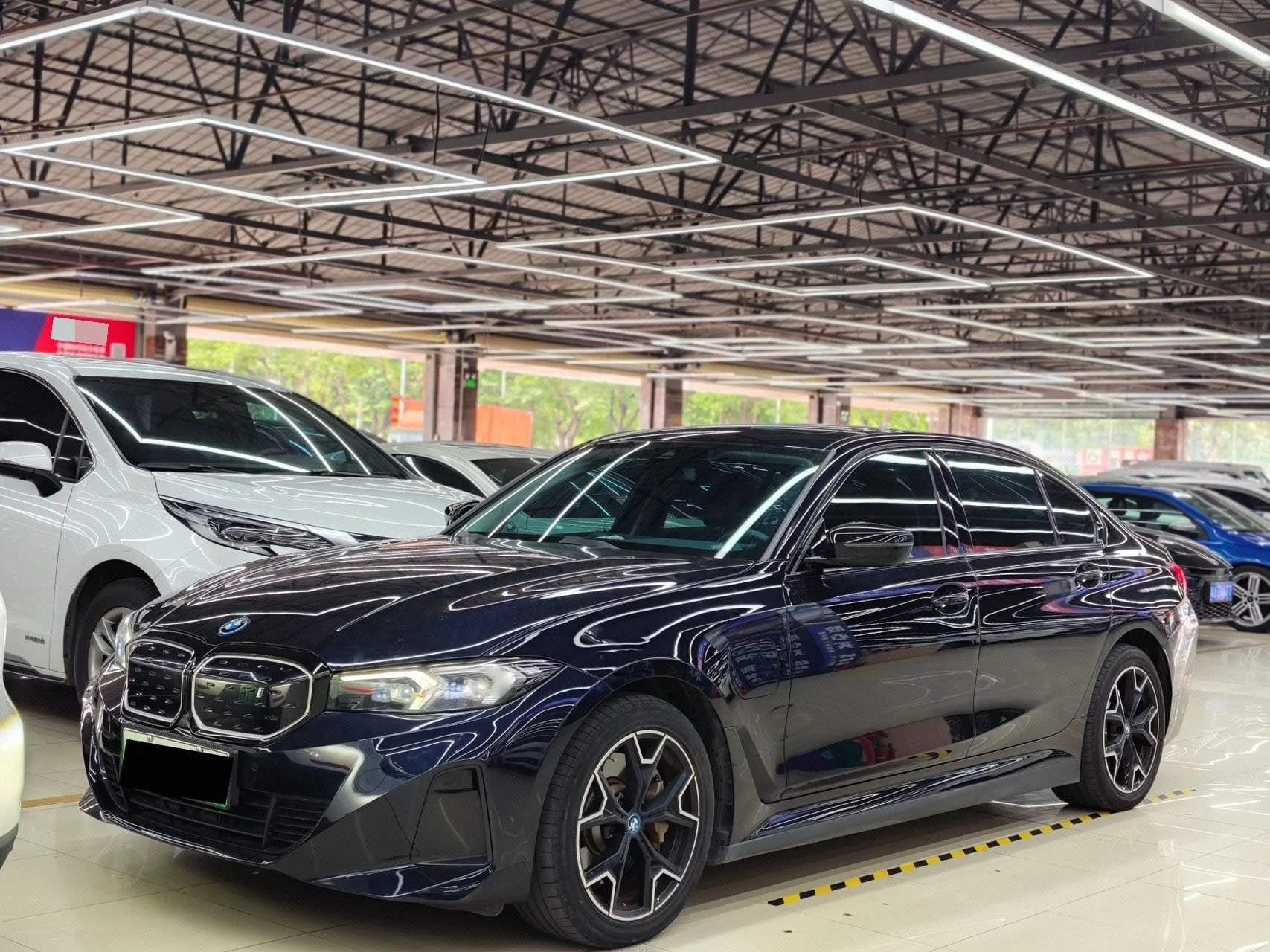 BMW 2024 i3 eDrive 40 L Shadow Edition Automatic