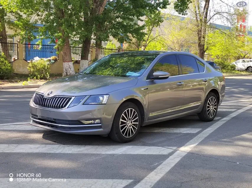 Octavia 2018 1.6L Automatic Comfort Edition
