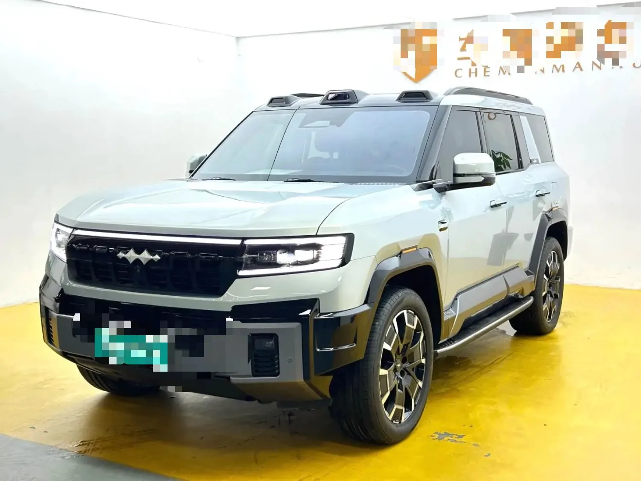 Fangchengbao 2025 Model Year Leopard 8 2.0T CVT "Intelligence and Courage" Luxury Edition 7-Seater Automatic Transmission