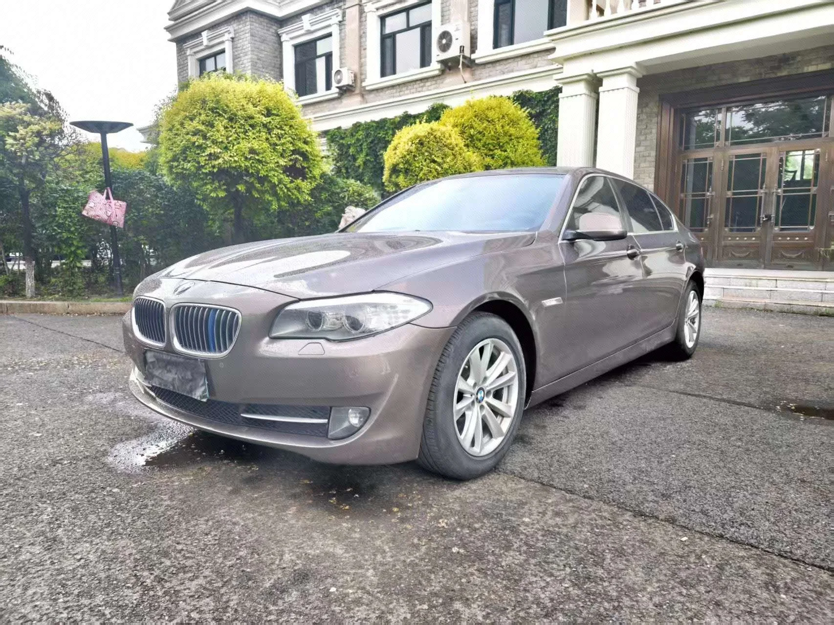 2013 BMW 5 Series 525Li Excellence Edition
