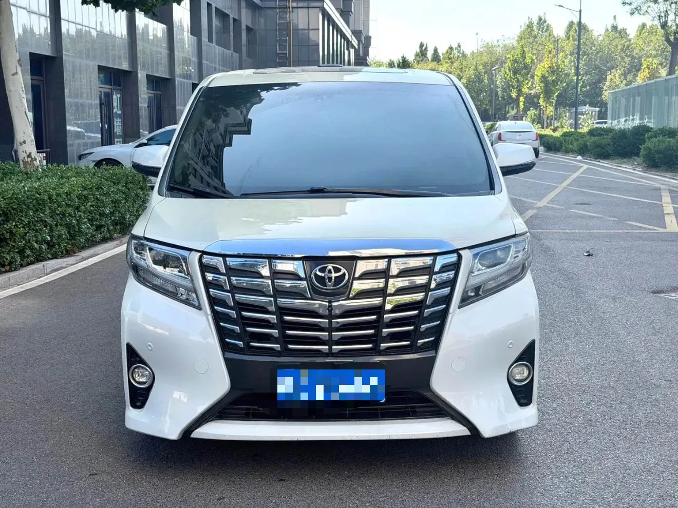 2015 Toyota Alphard 3.5L Luxury Edition