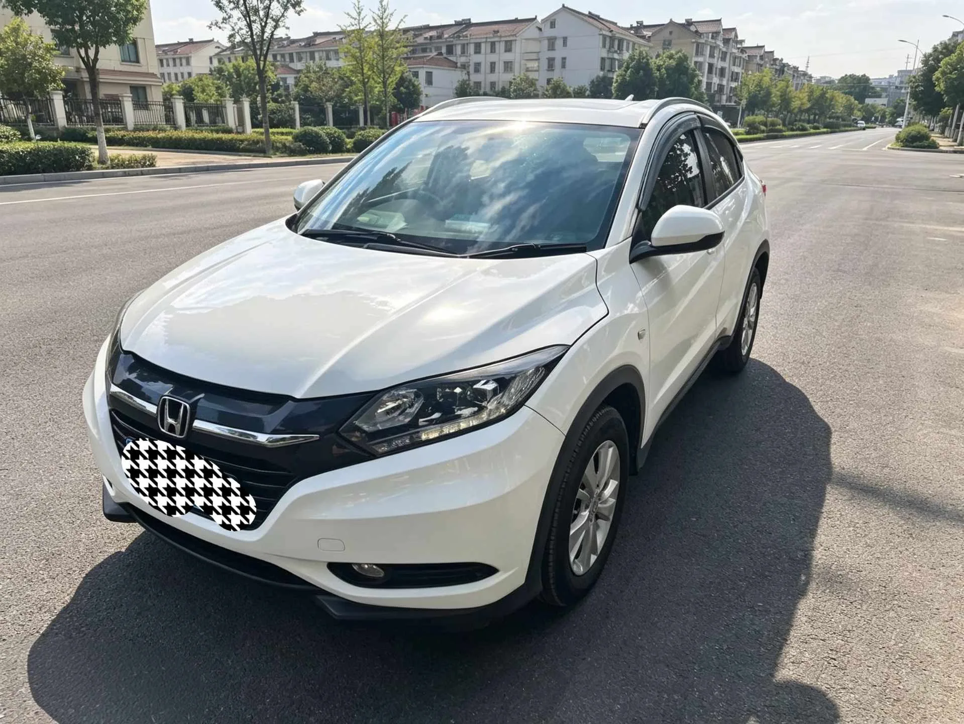 Vezel 2018 1.5L CVT 2WD Tech Elite