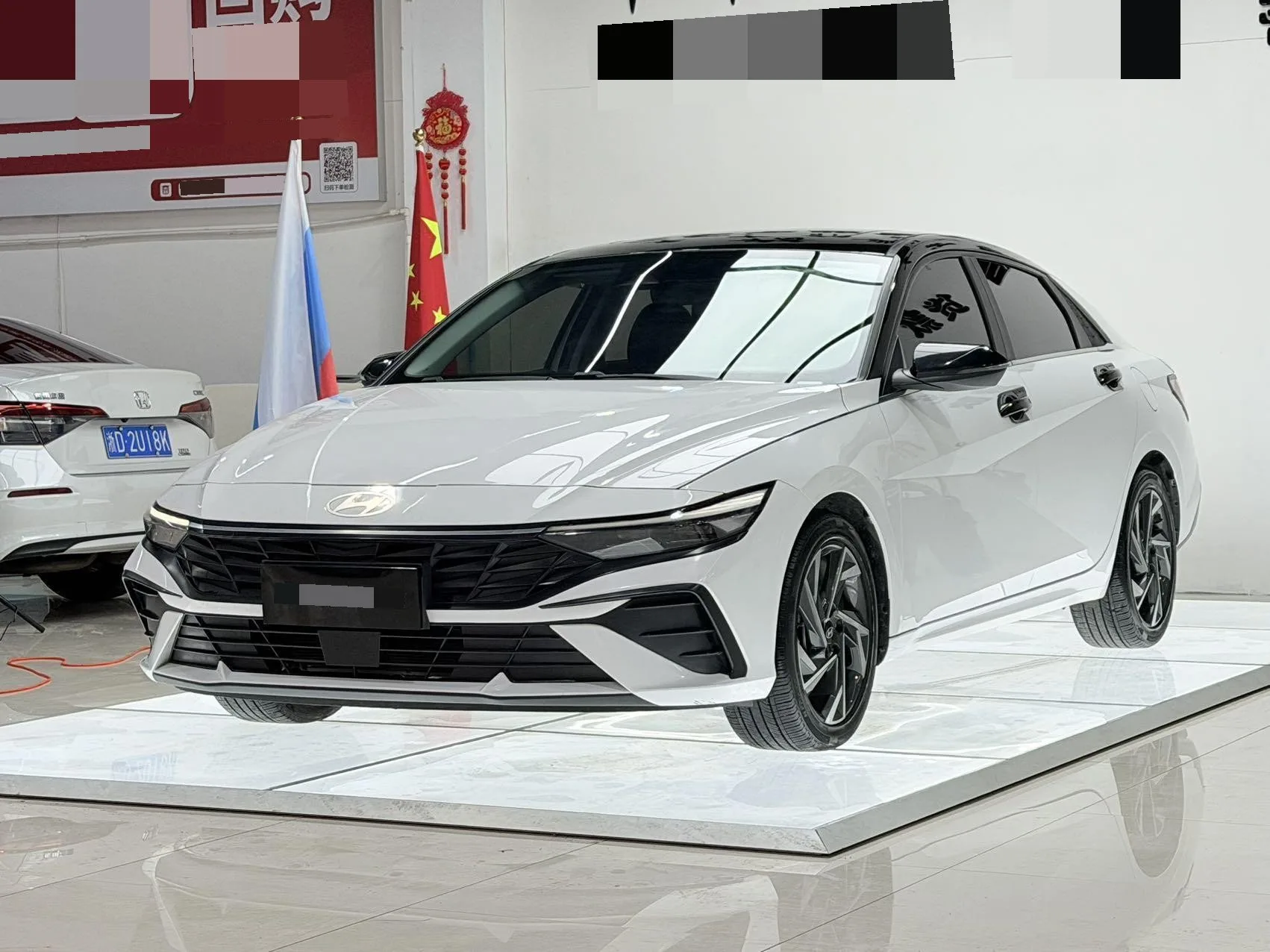 2023 Elantra 1.5L CVT LUX Premium Edition